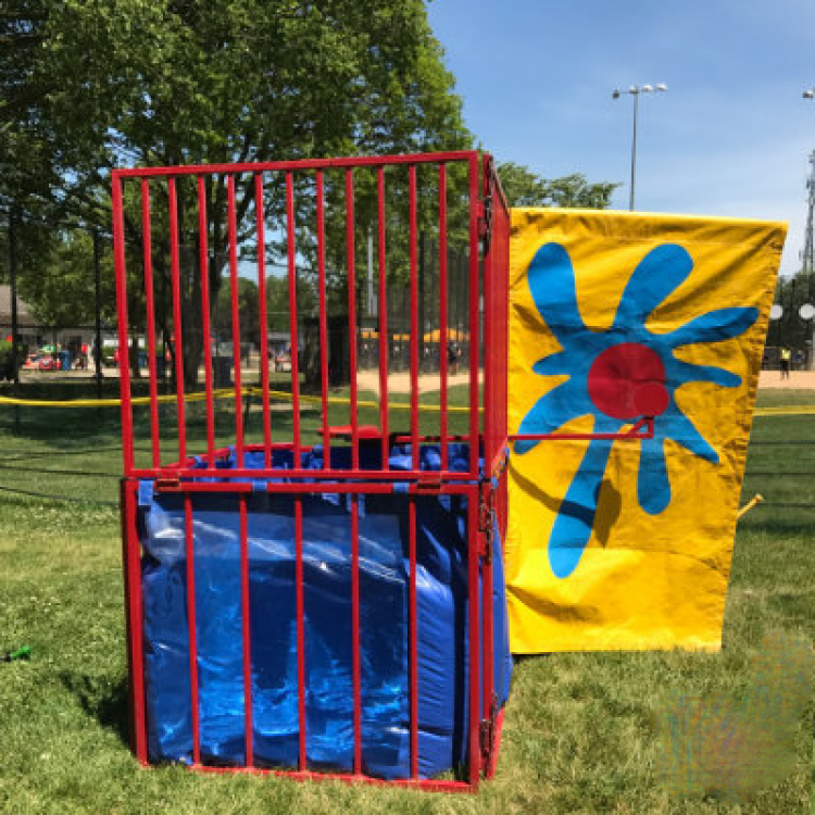 Collapsible Dunk Tank