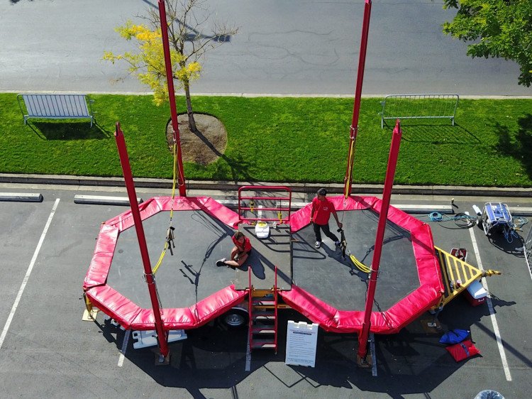 Double Bungee Trampoline